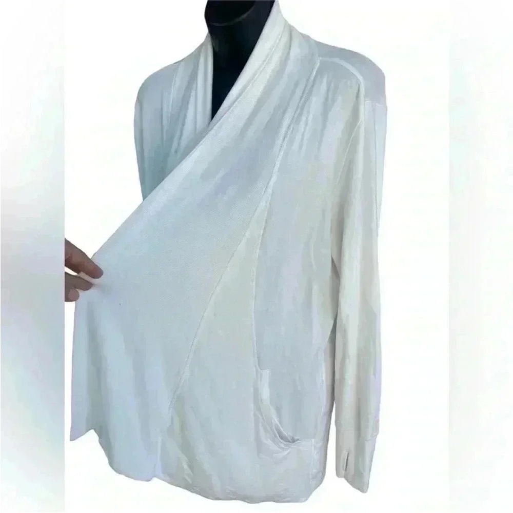 ATHLETA HEATHER cream off white POCKETS NIRVANA PRANAYAMA RESTORE WRAP CARDIGAN - Picture 10 of 13